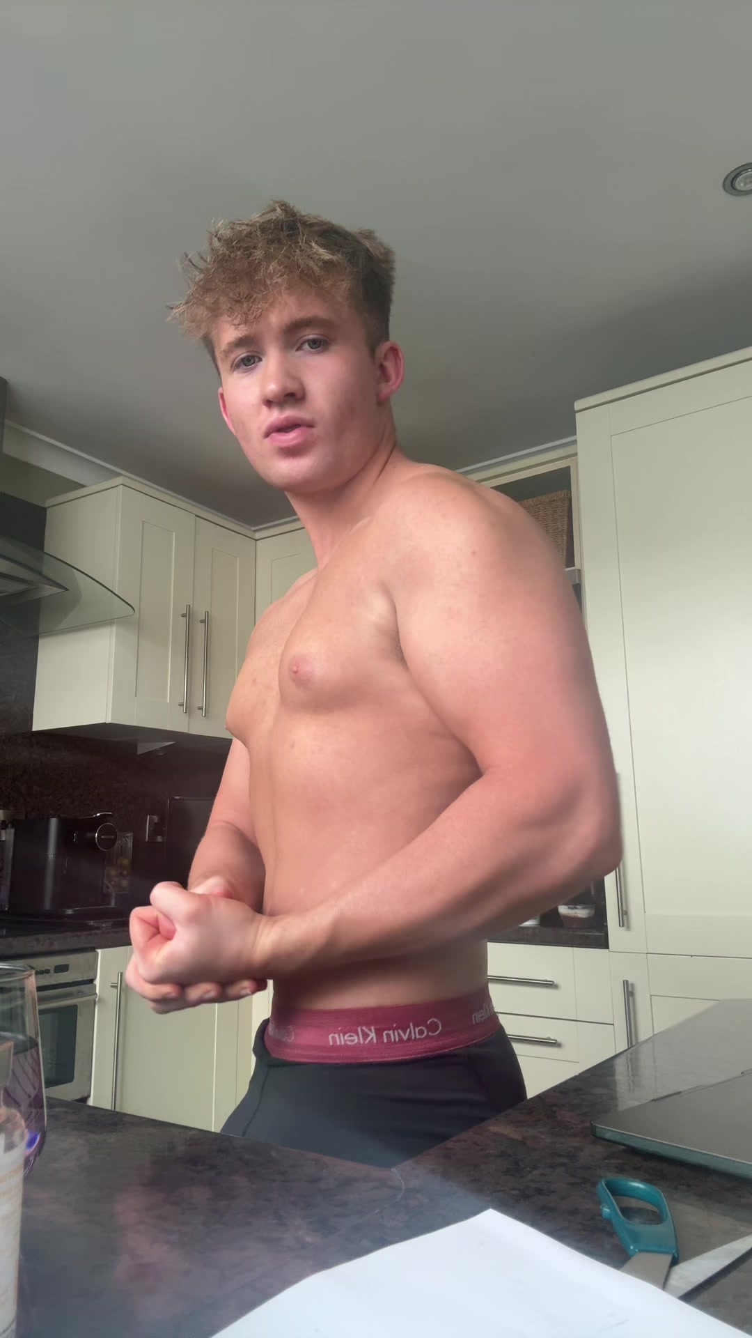 @itzisaacjames