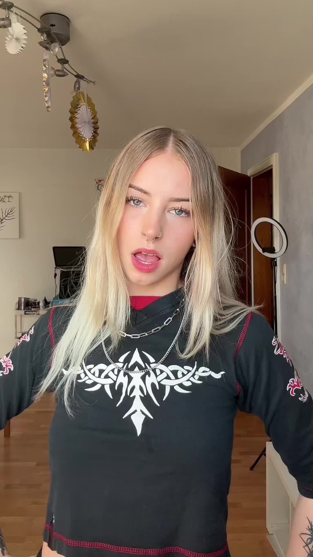 @cheyy