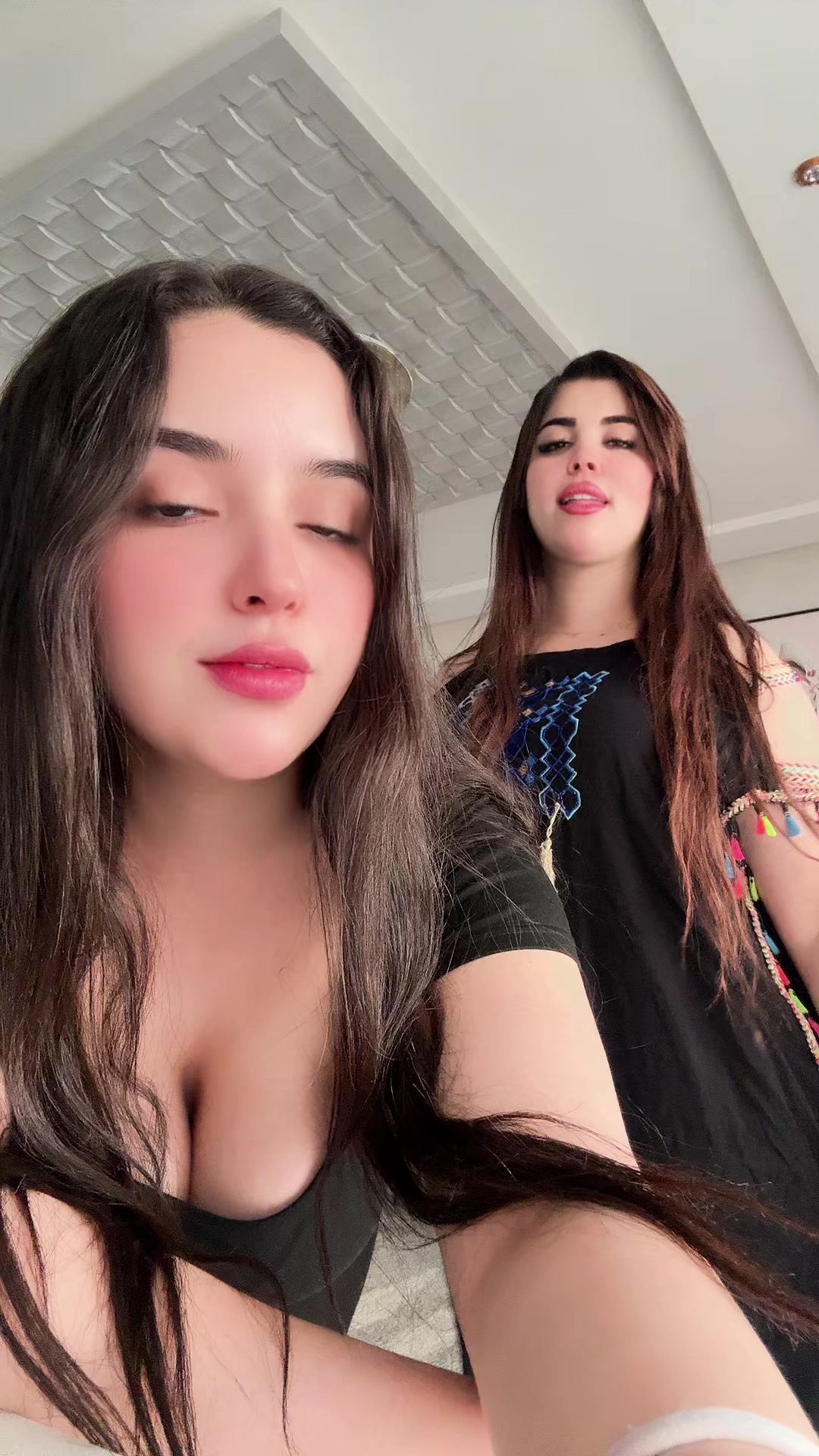 @Kroxa_baaby🤡