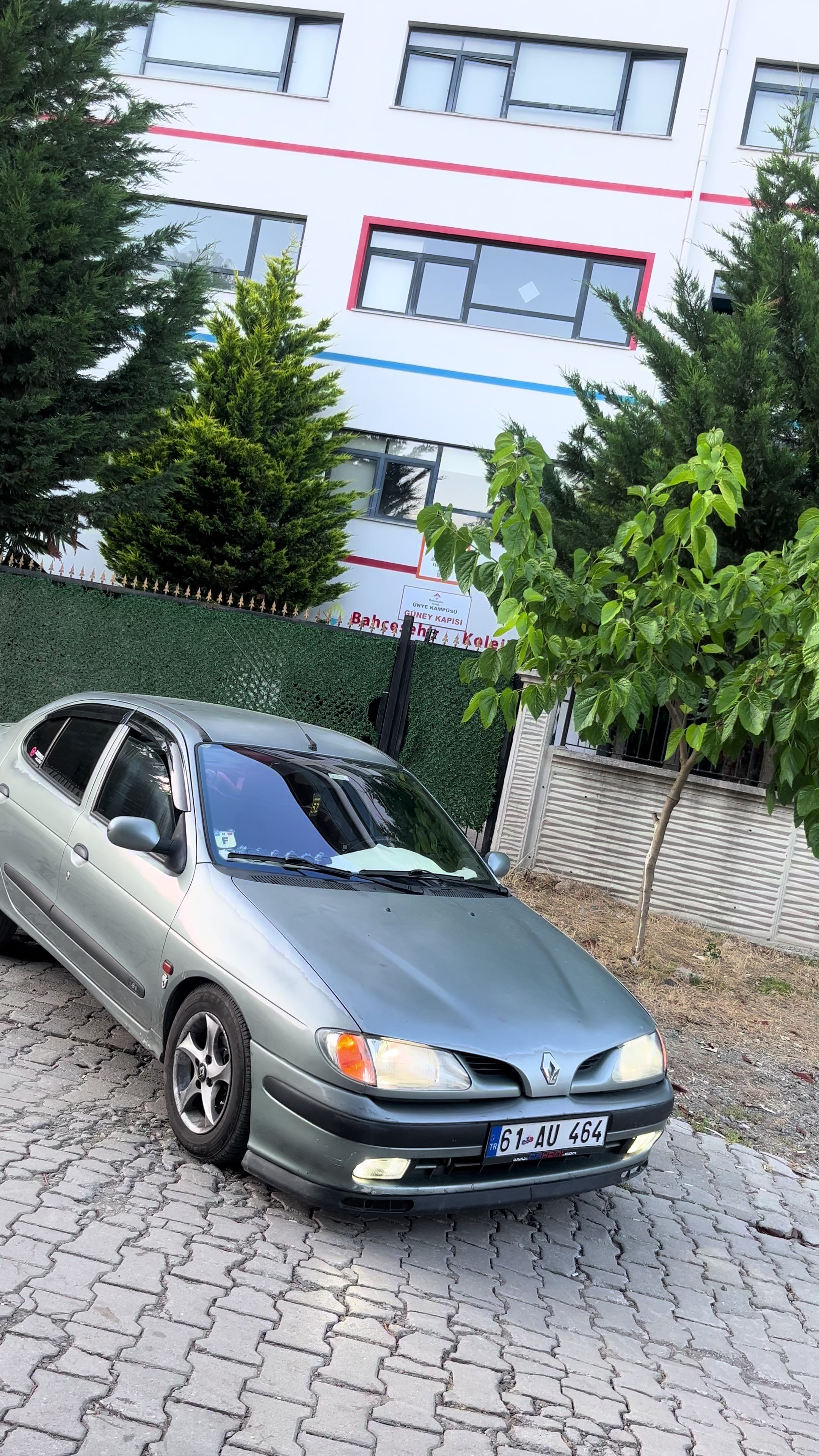 @E F E ✅️
