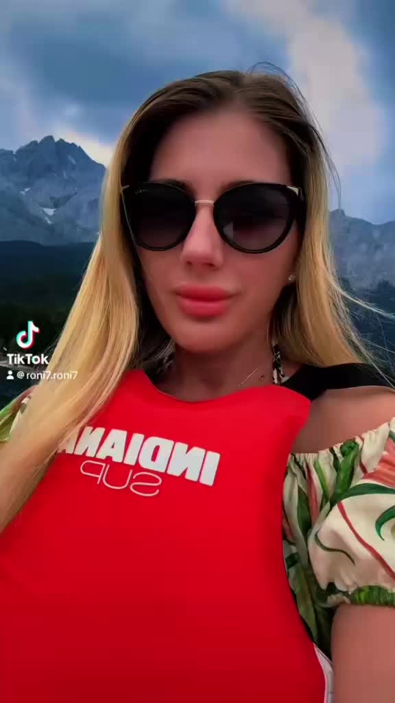 @Teodora