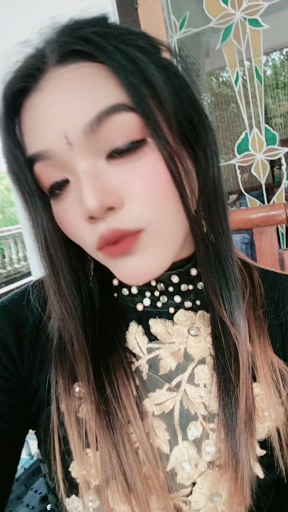 @🌸𝔹𝕖𝕝𝕝𝕒 ℂ𝕙𝕠𝕞𝕖𝕝𝕝🌸
