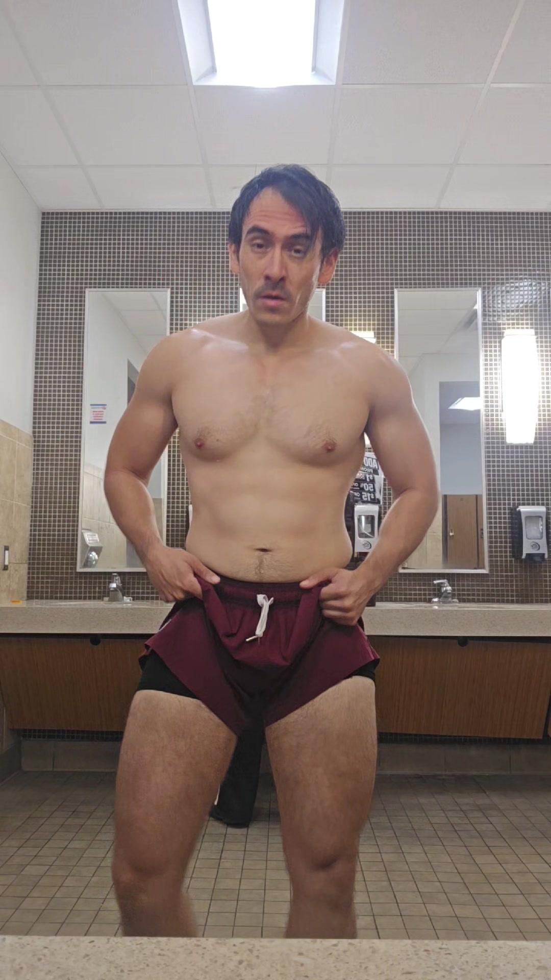 @Rogi Vro