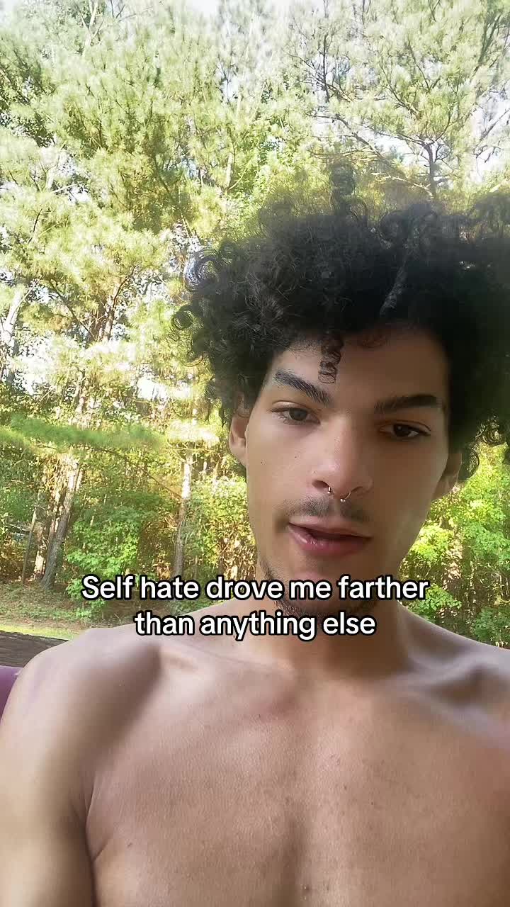 @:3