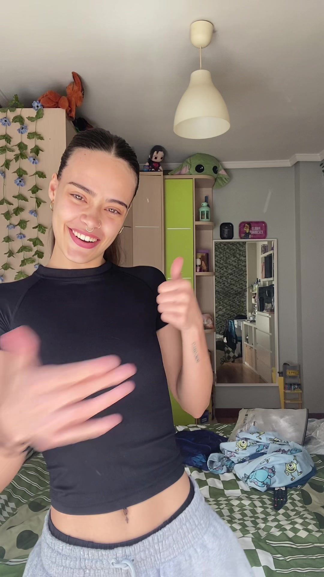 @Lariwiis