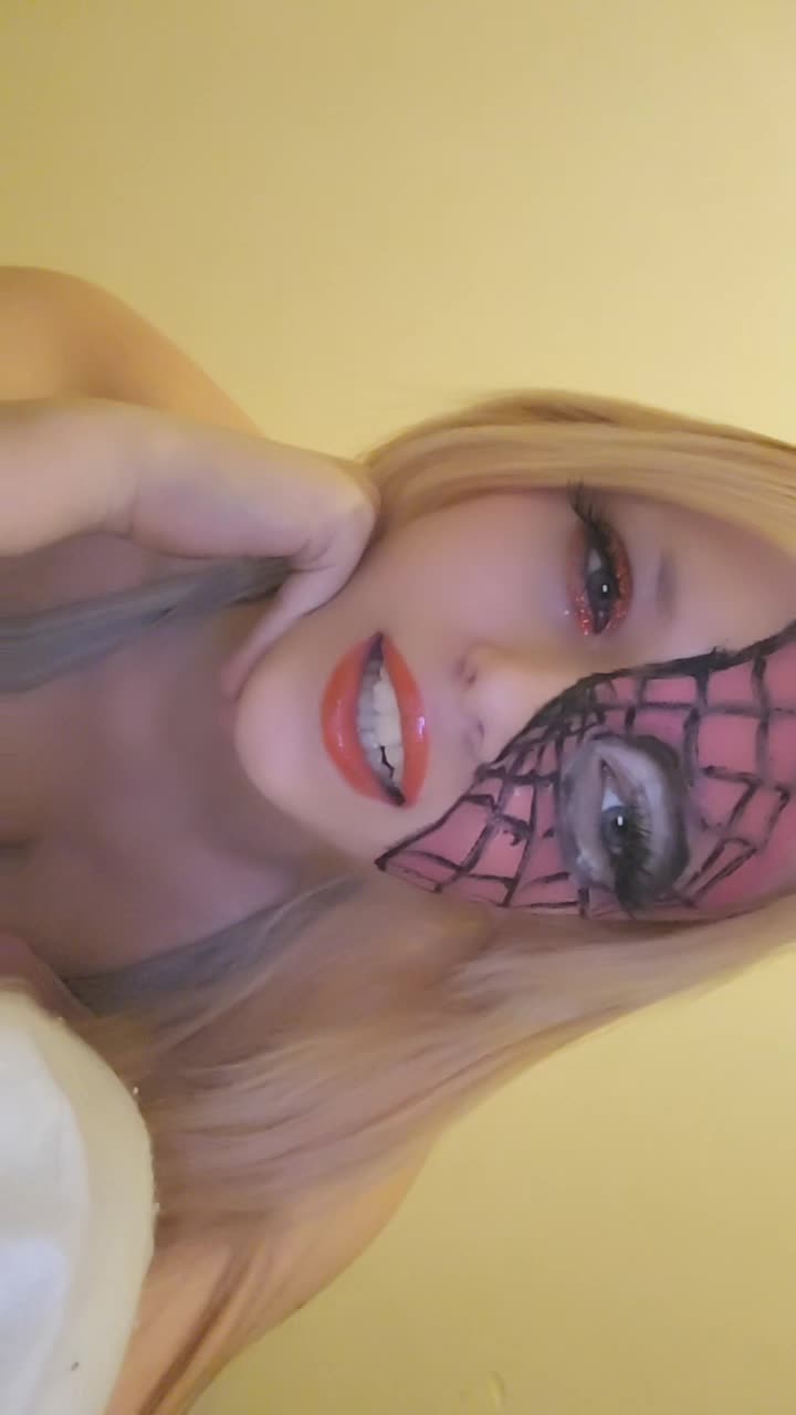 @Harley Quinn 😘