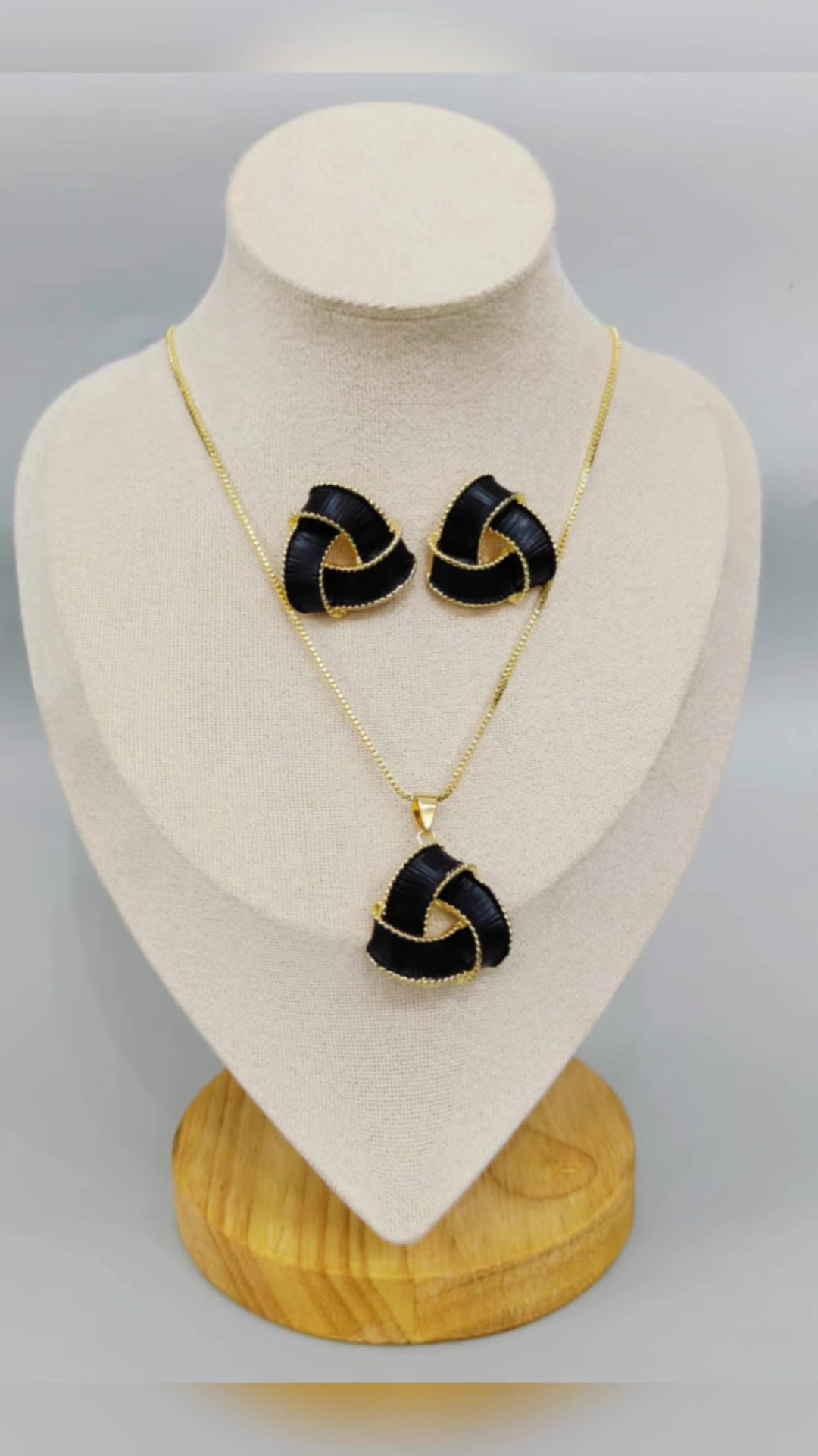 @Elth_accessories_tz