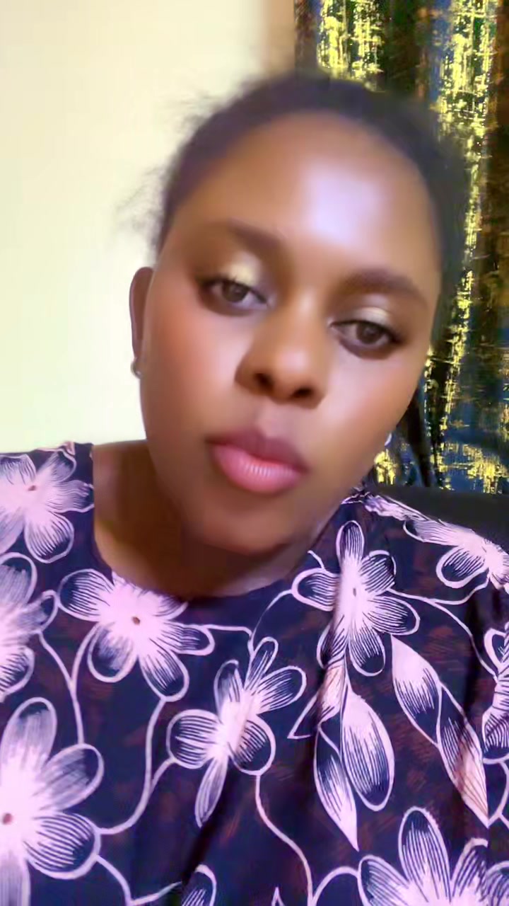 @Ivonne Clara🇰🇪