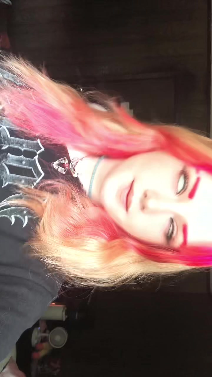 @Bella_9_9_9