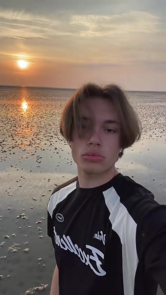 @itsmilianofficial