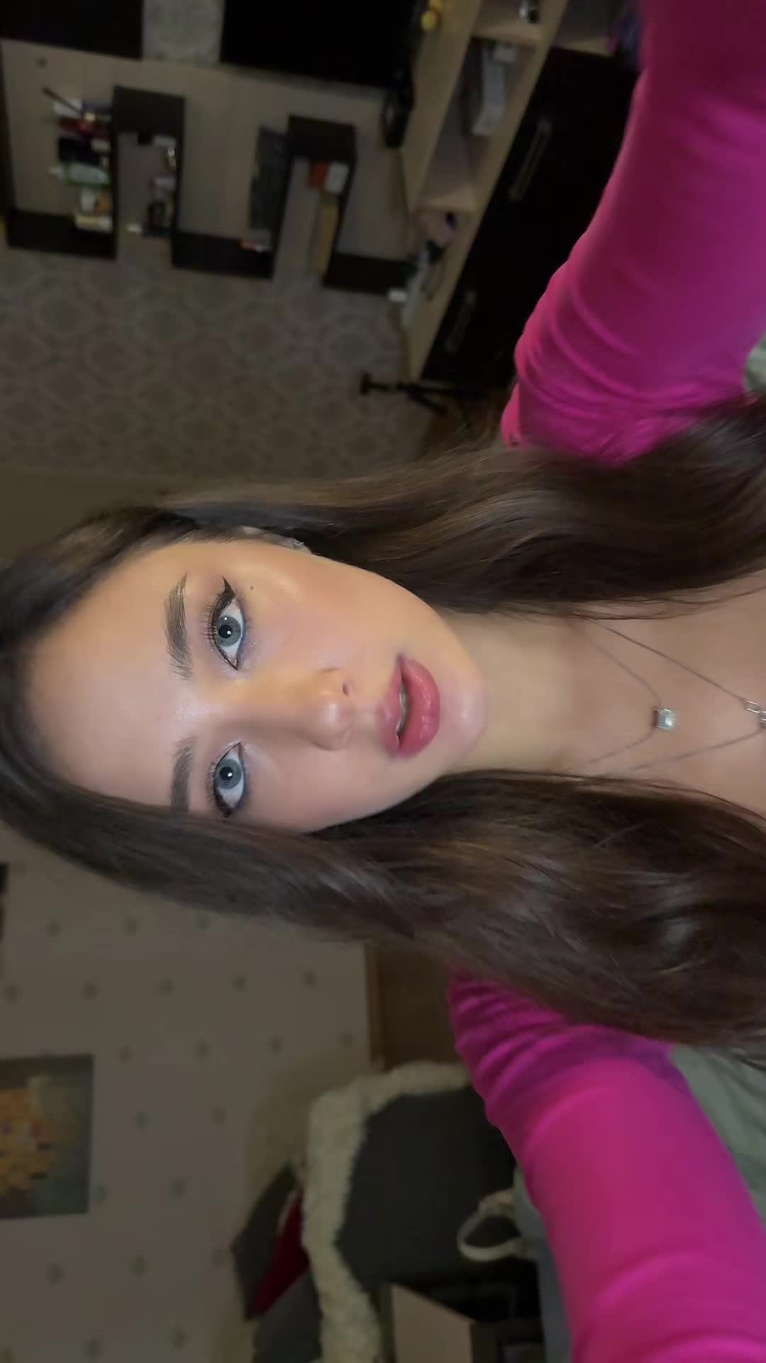 @vv_e_s_t