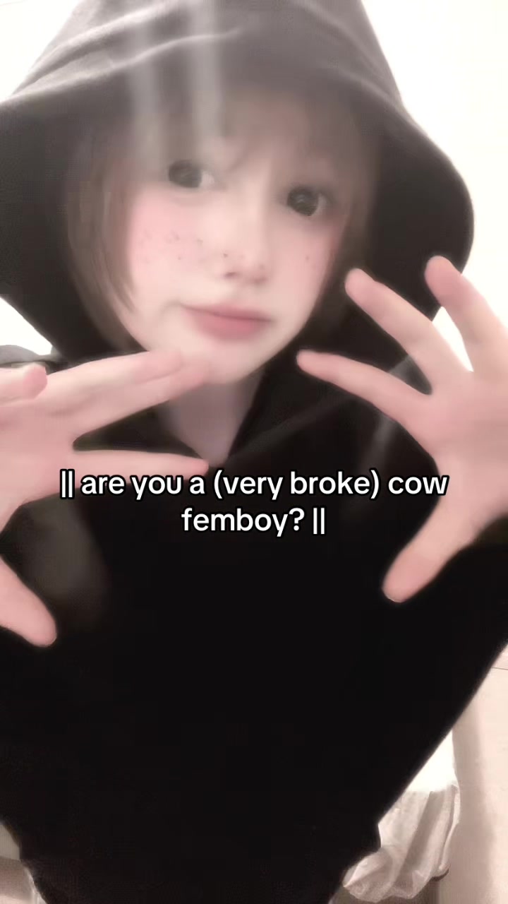 @‧₊ 𝒦𝒶𝓃𝑜 ₊‧