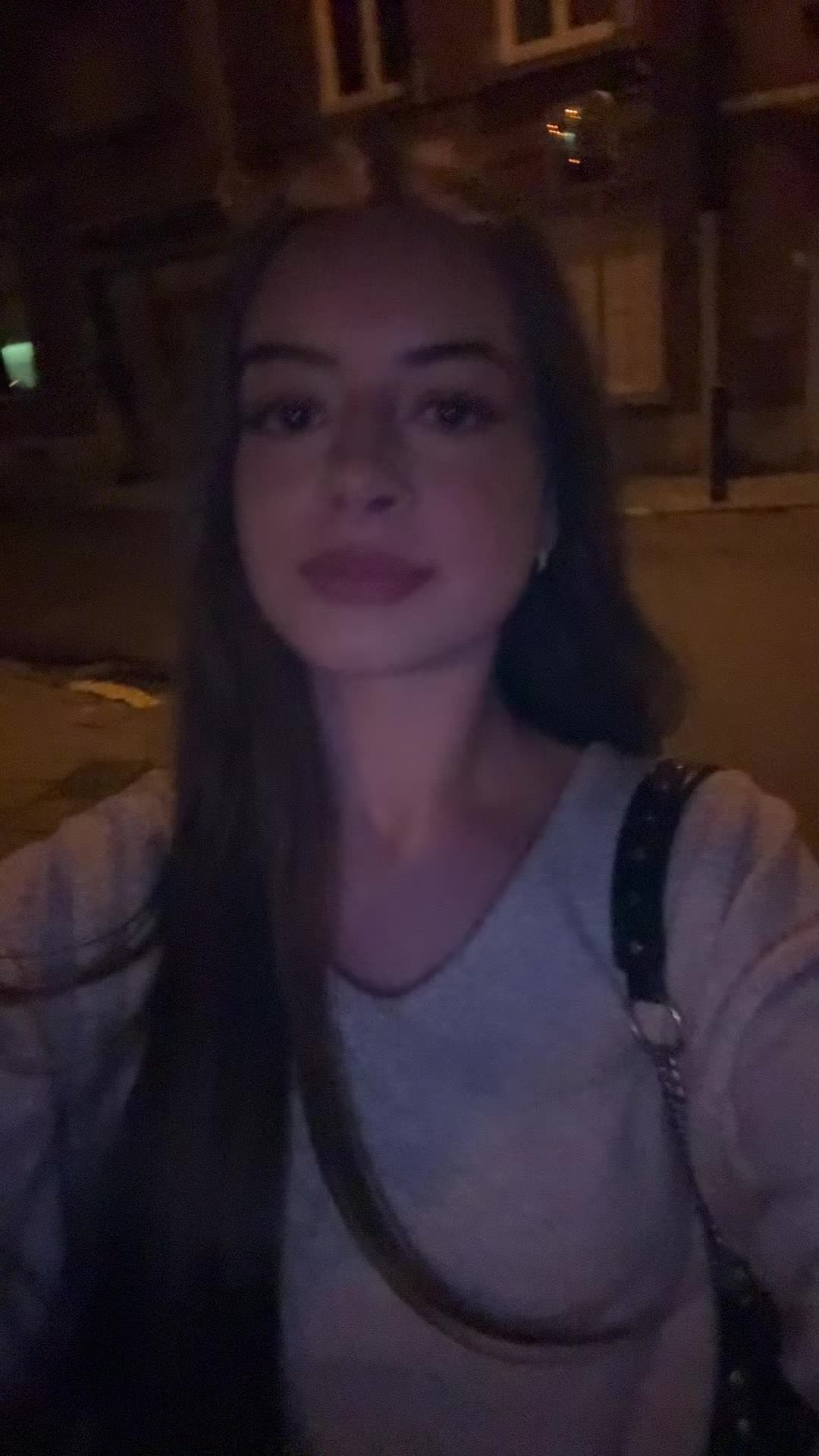 @Luana🇦🇱