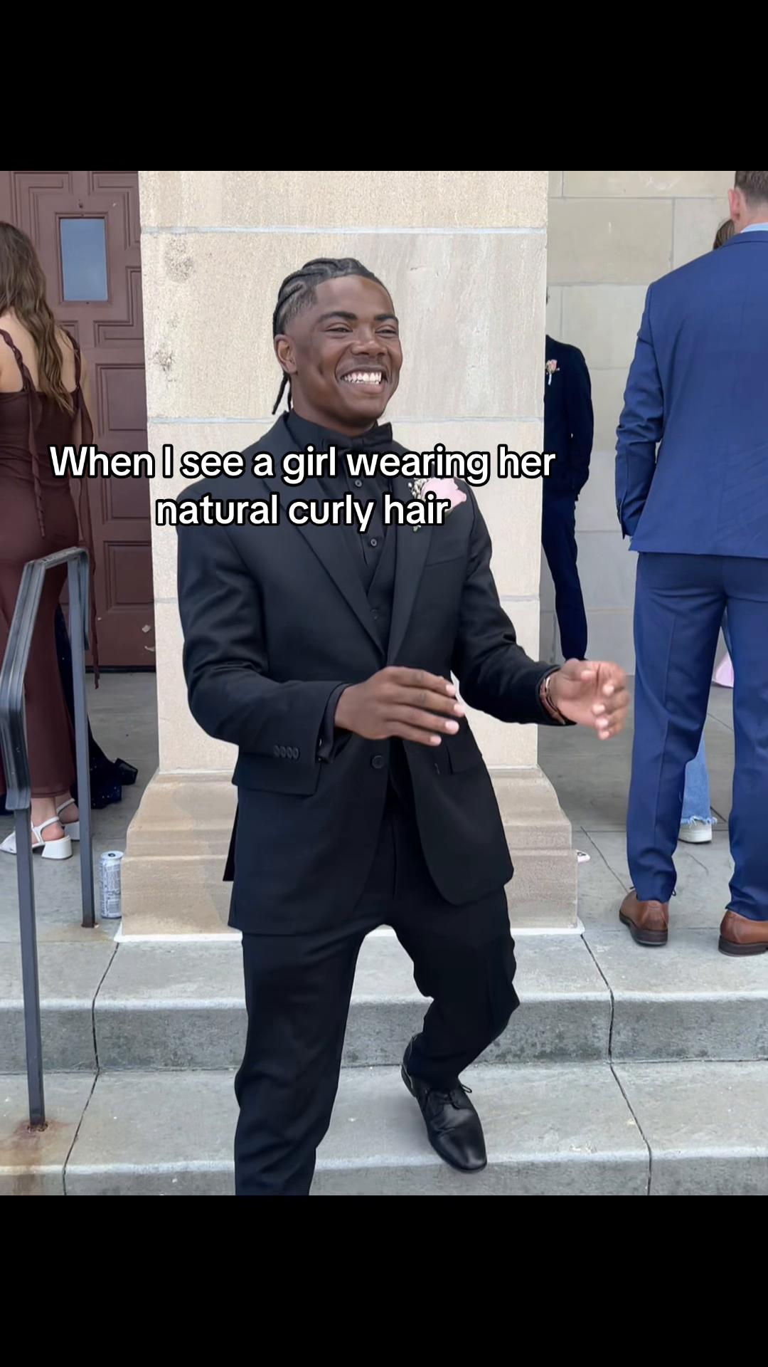 @🥷
