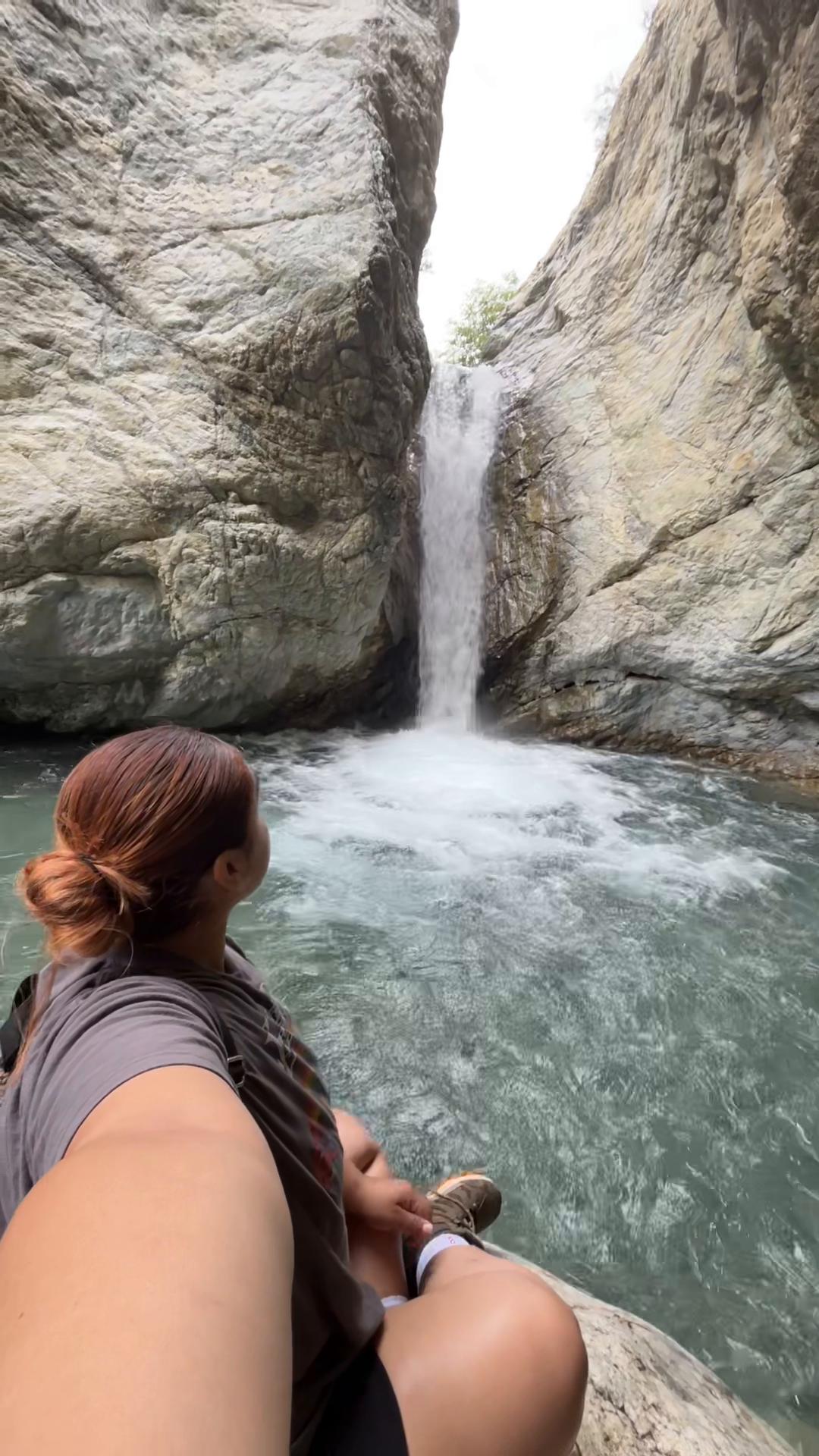 @Desareee