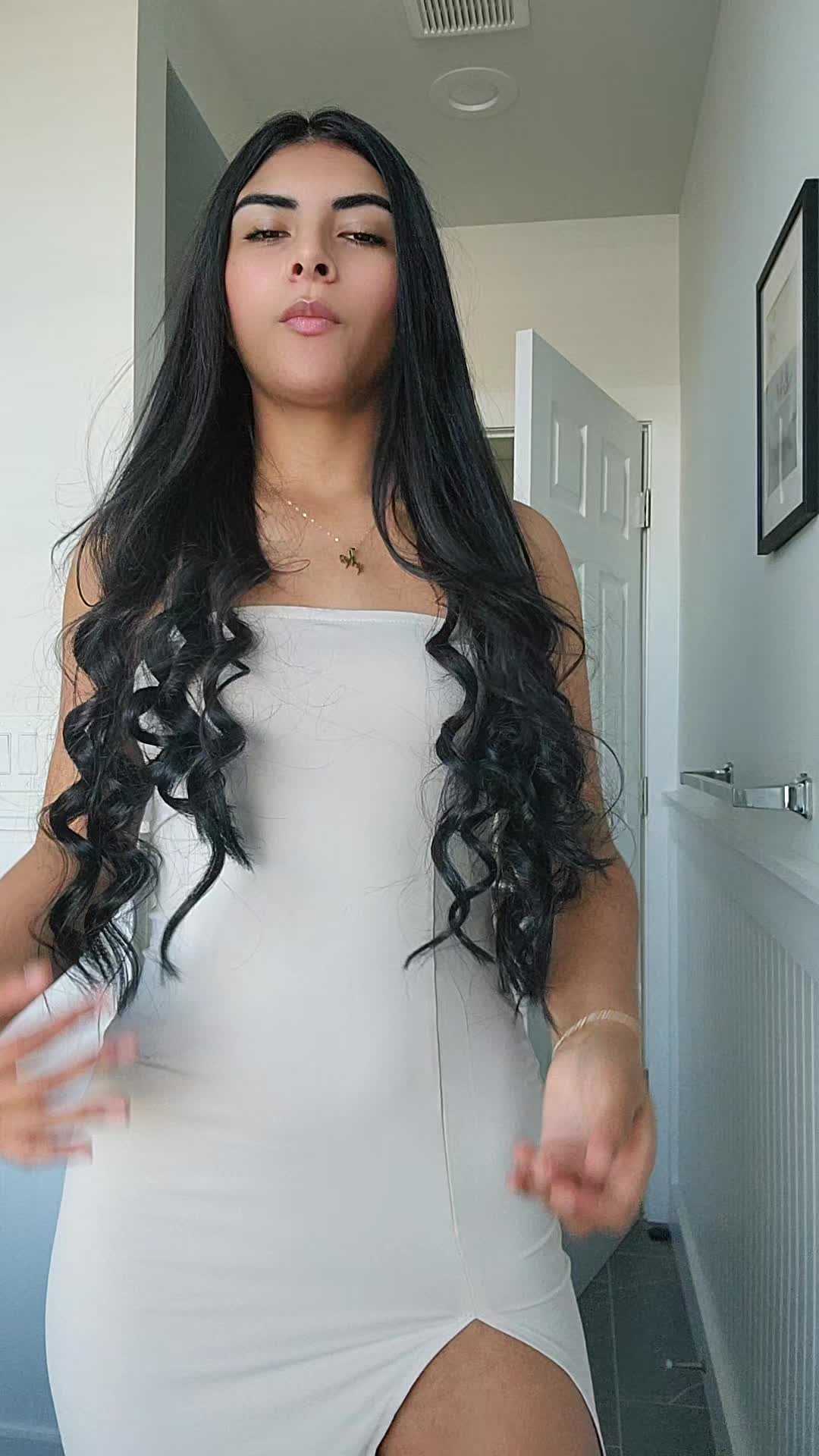 @oficial.yuliana
