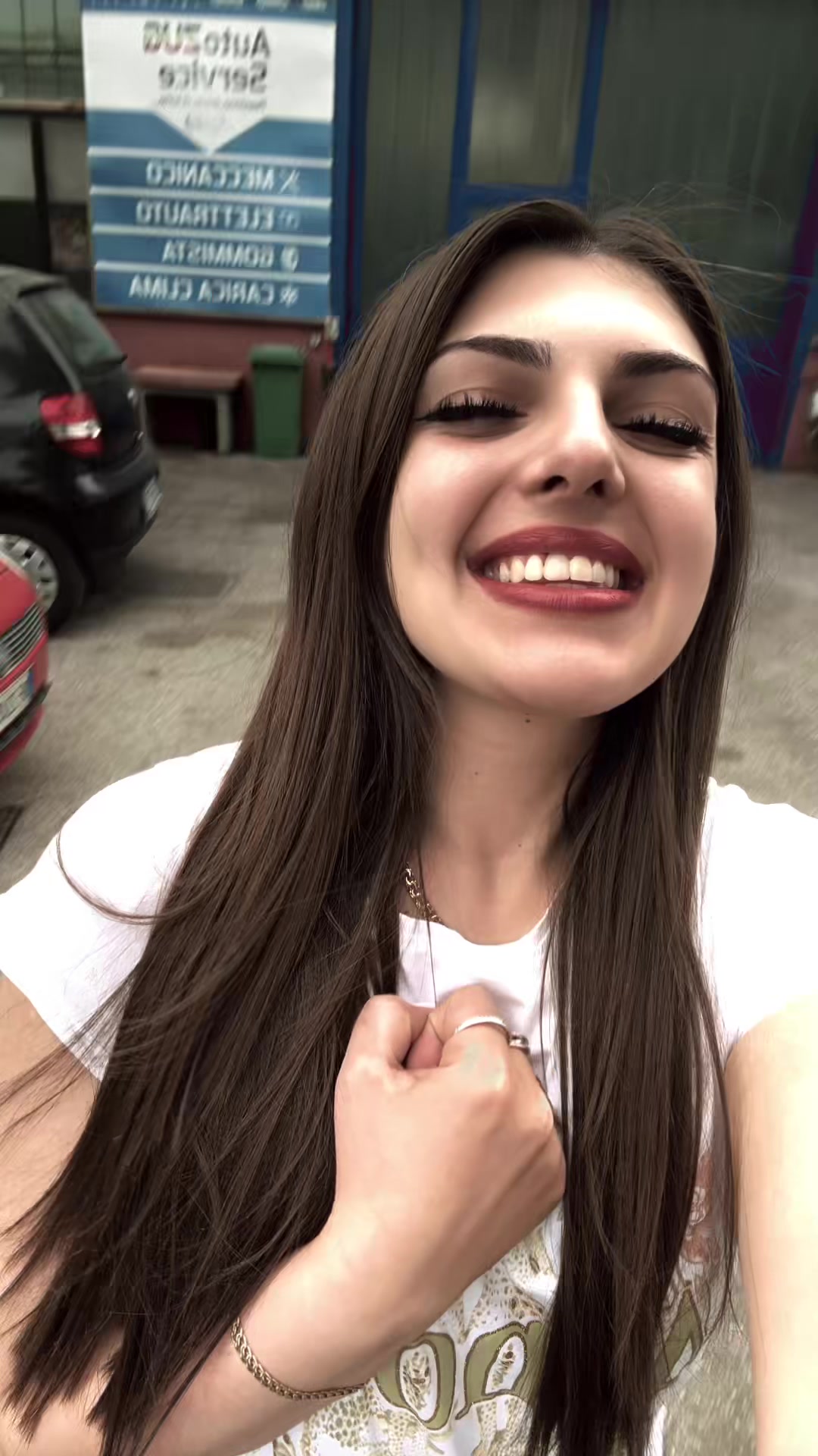 @Daniela Scarabnuta