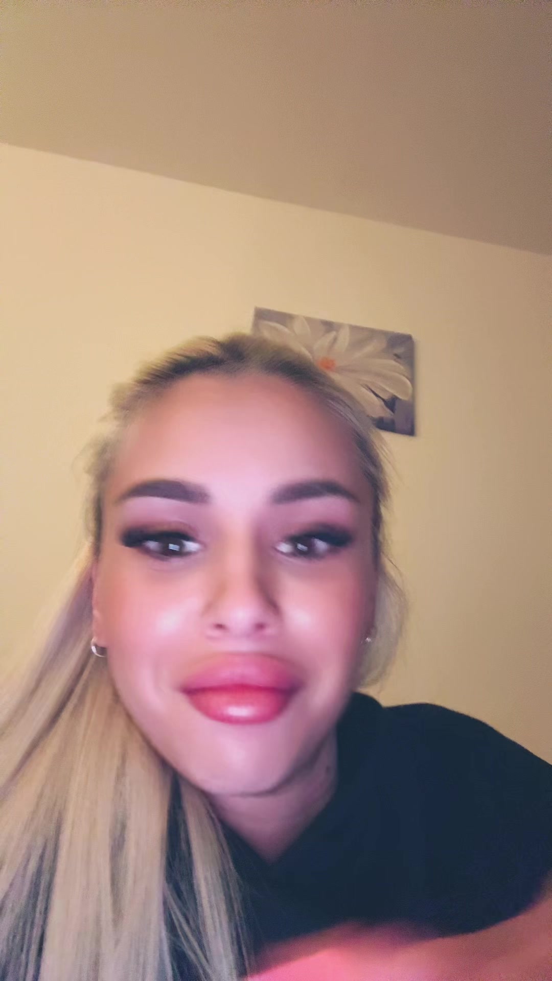 @ANJA❄️