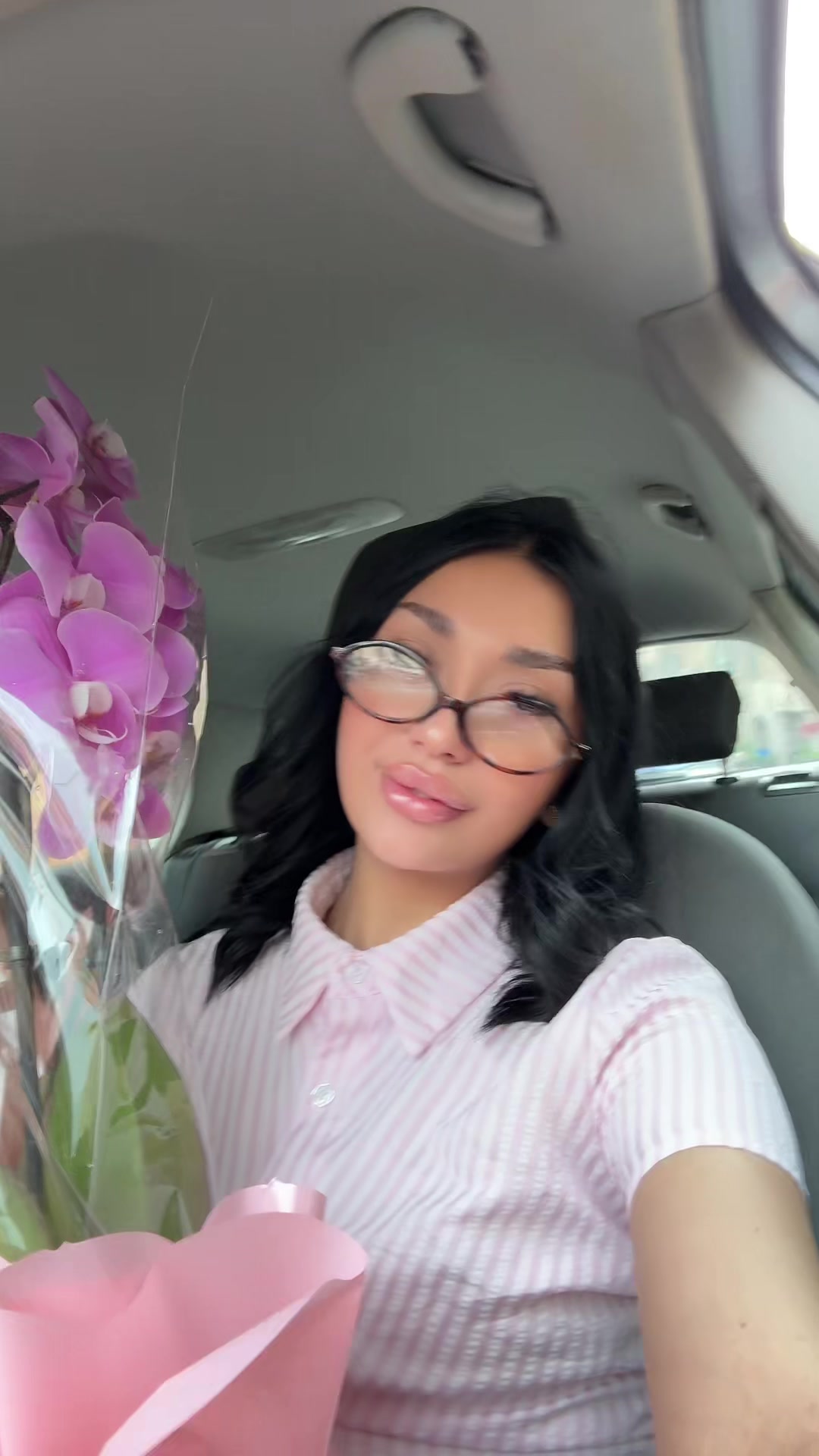 @𝓥𝓡🍒