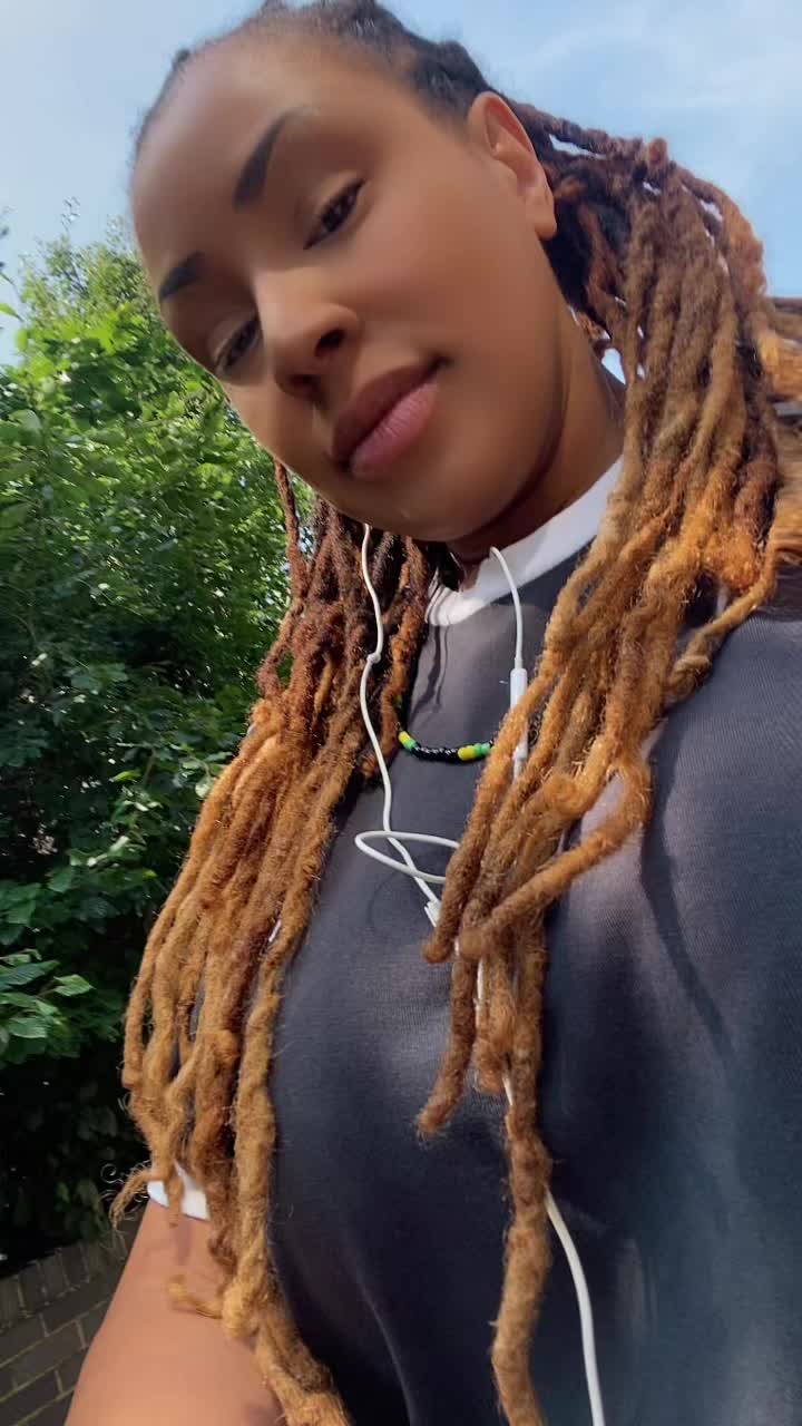 @🍃Royal Lioness Farrell🍃💛❤️