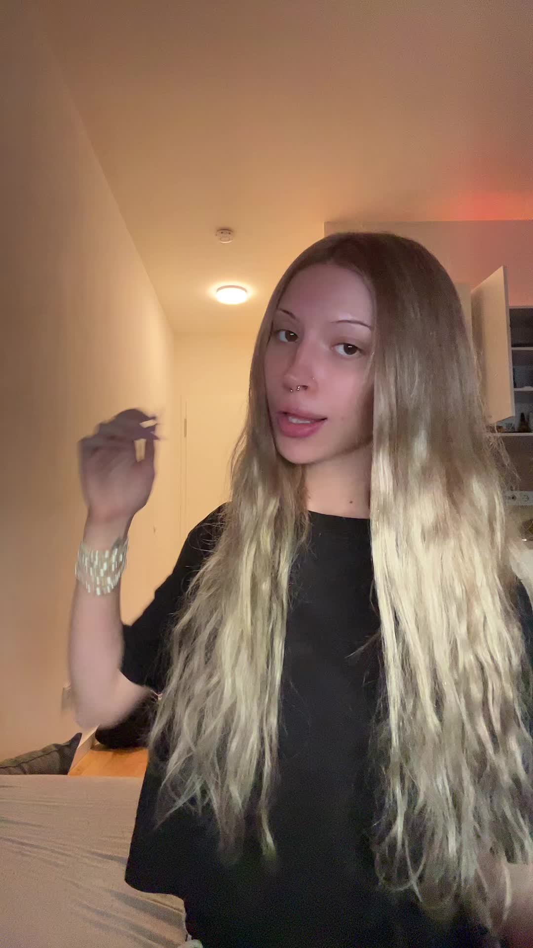 @^^