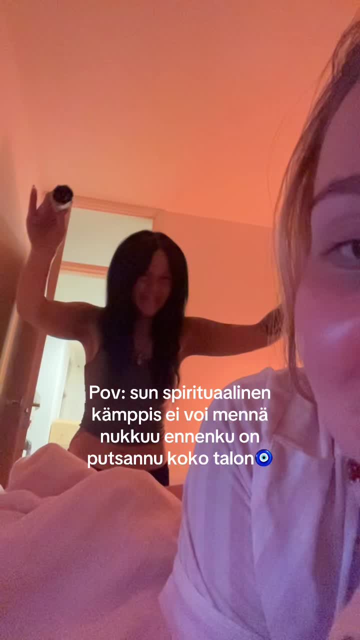 @Ella ⭐️