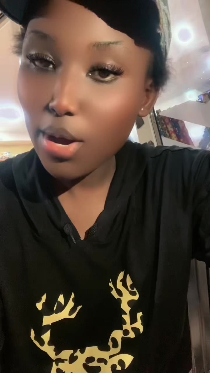 @T🖤