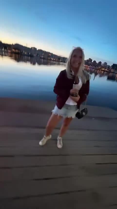 @Linn&eacute;a😹