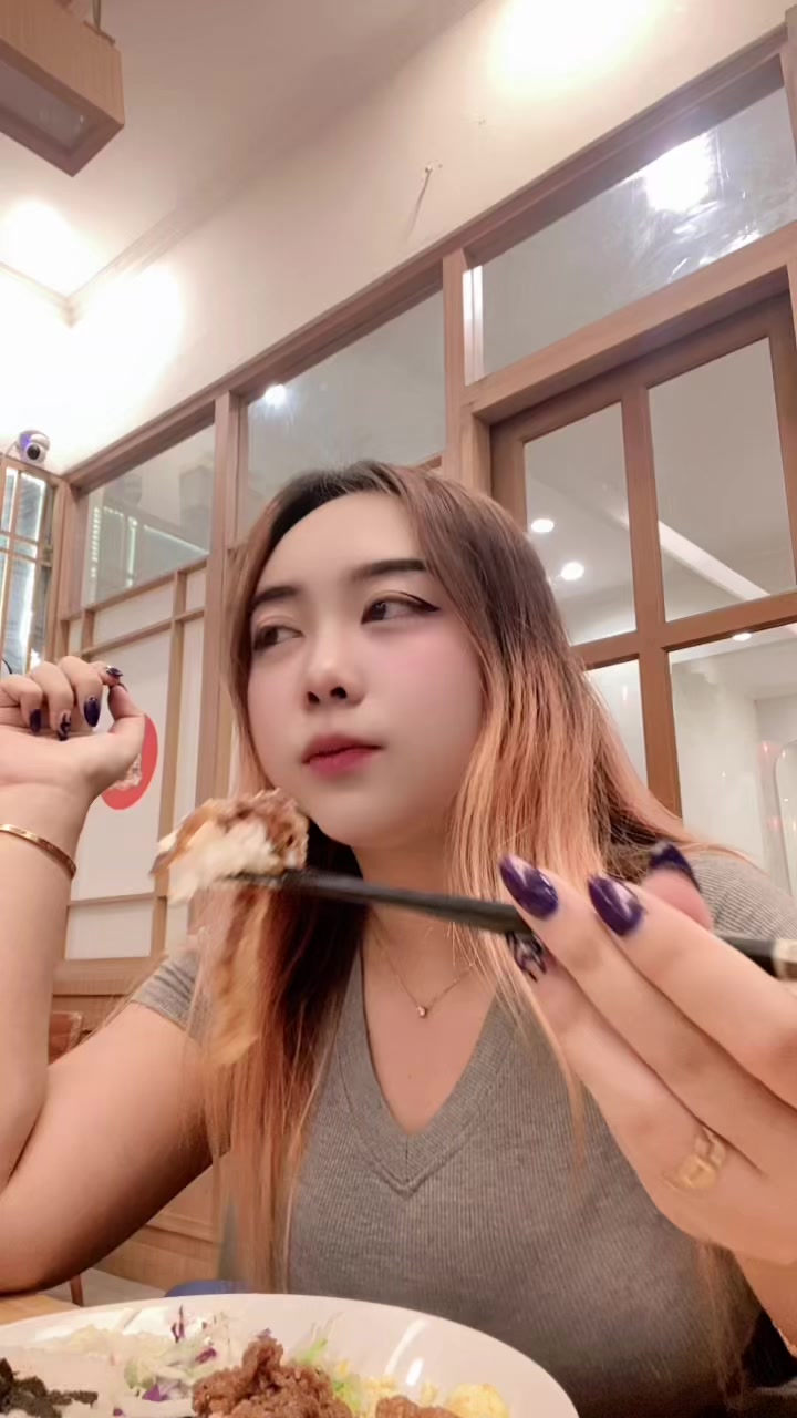 @RinrinRinjaniEfendy