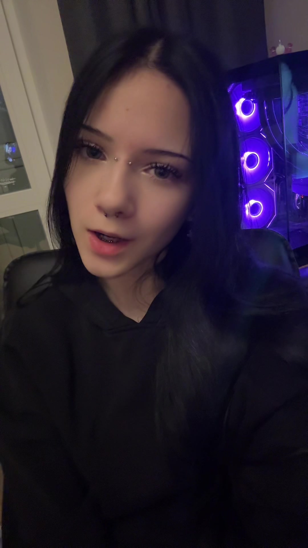 @лизбл