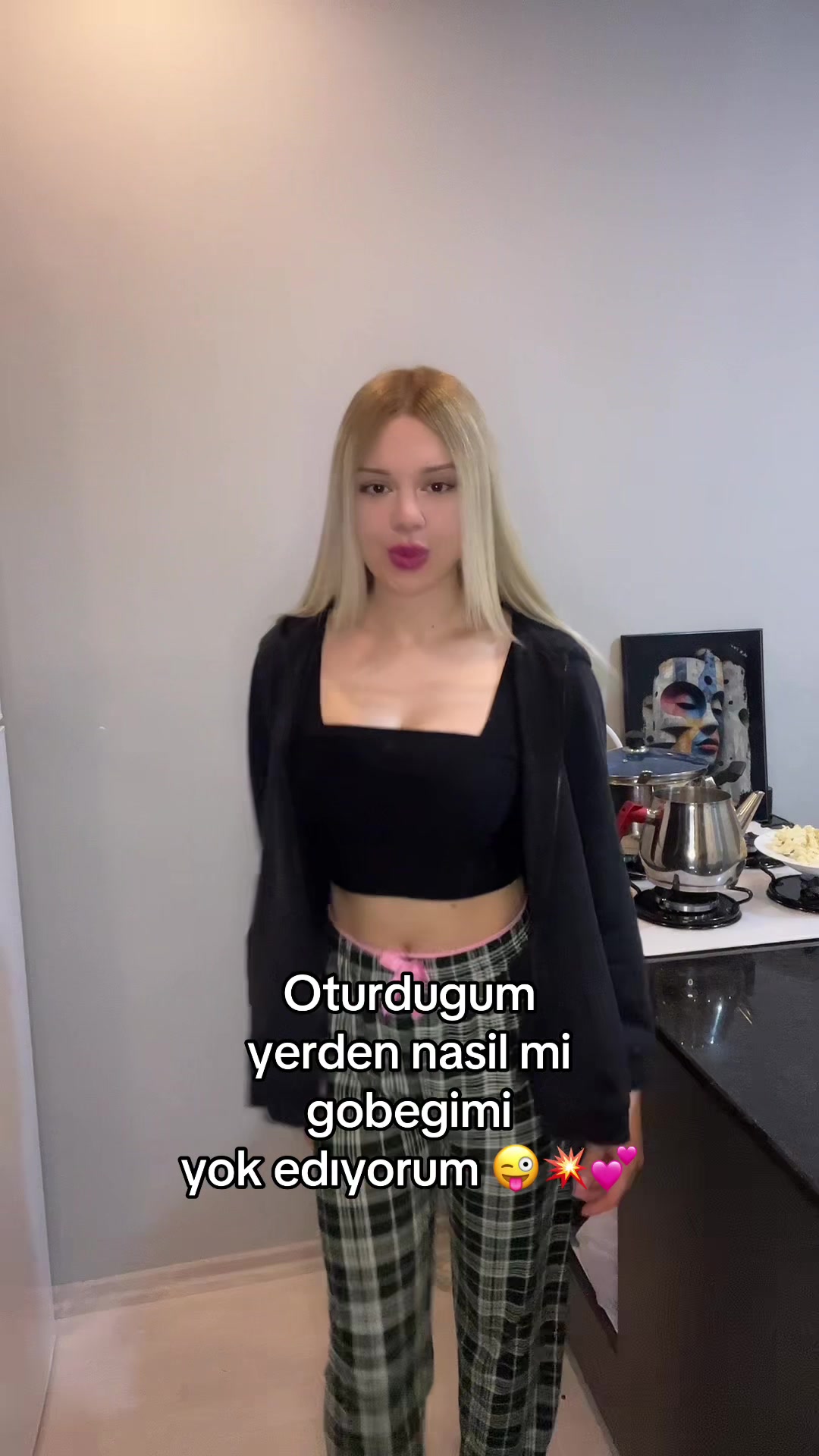@Eceeresmi