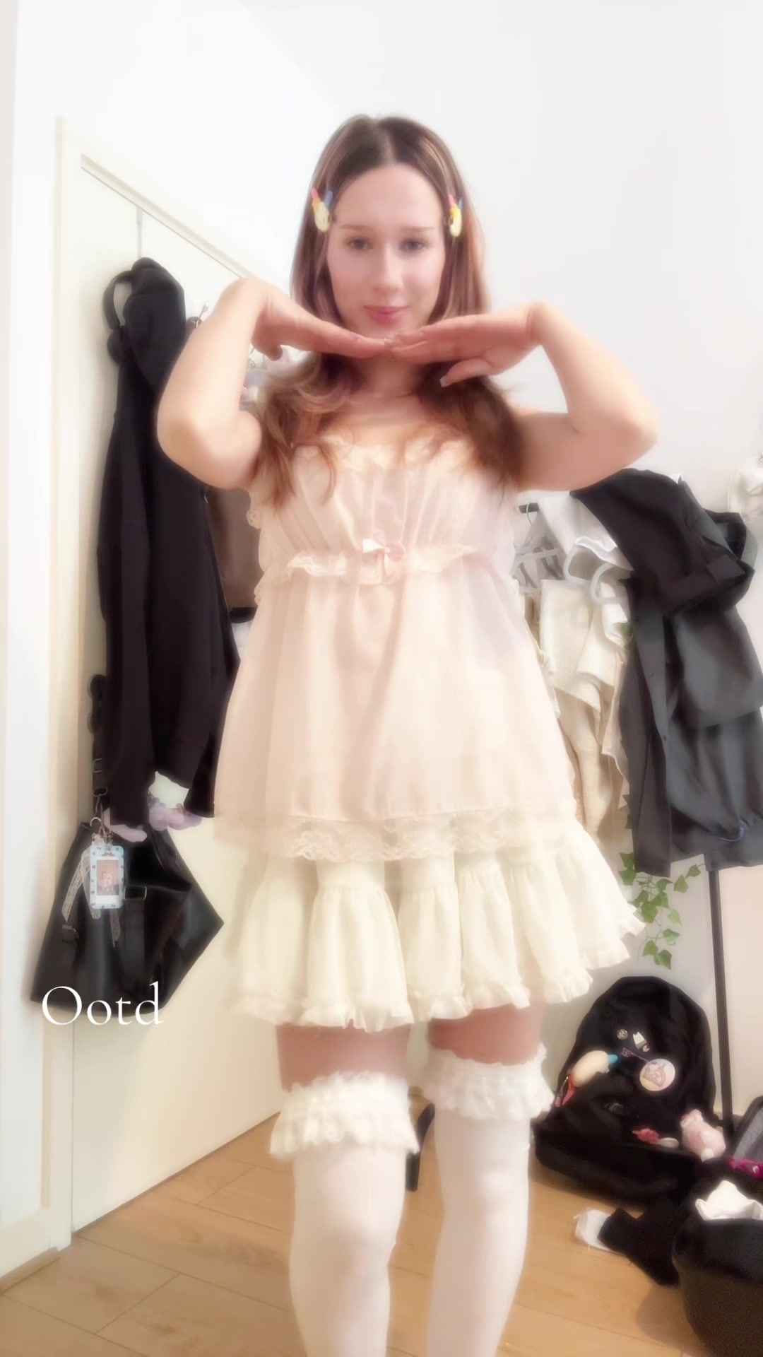 @hellokittystrawb