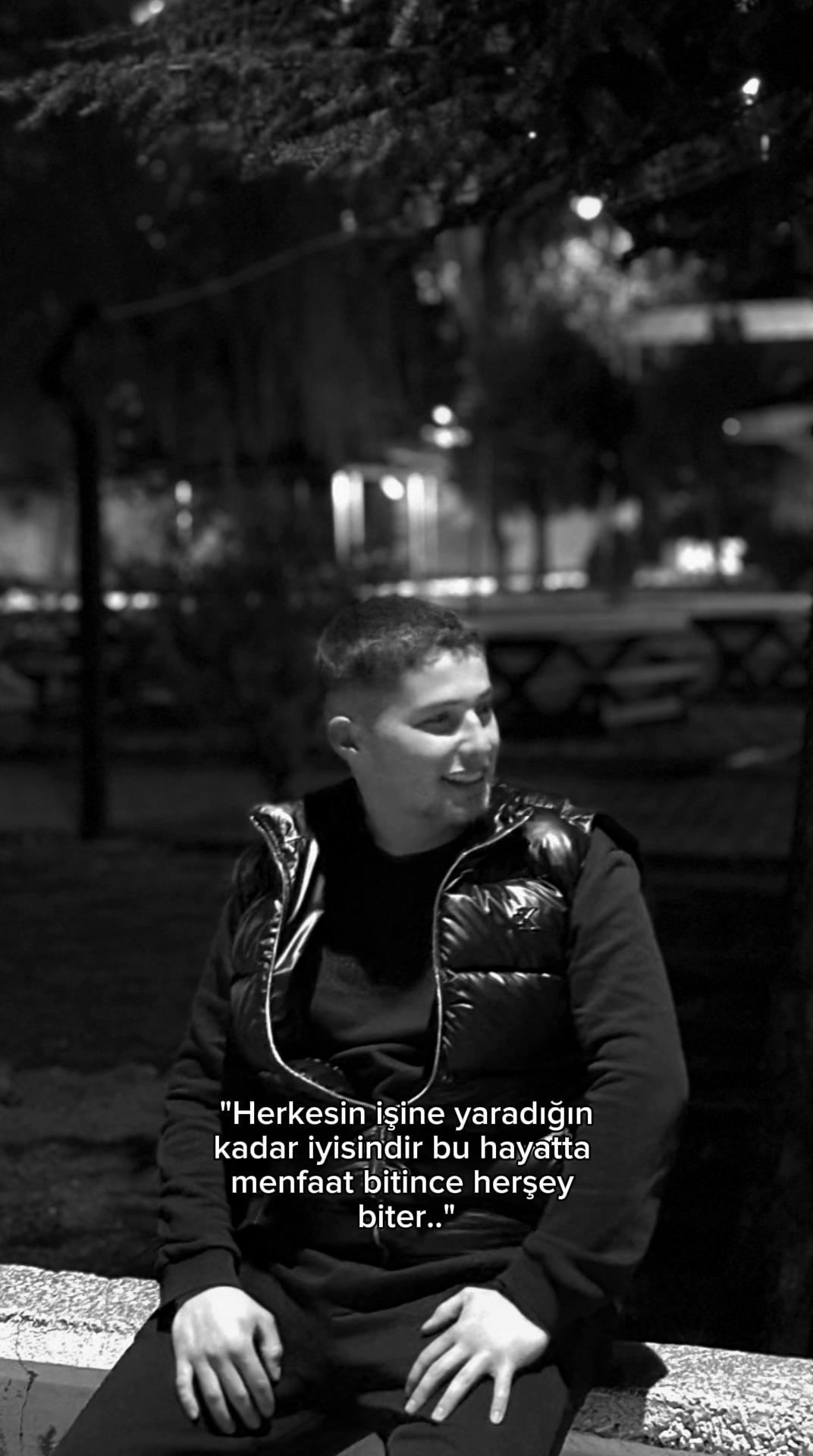 @Z E K İ H A N