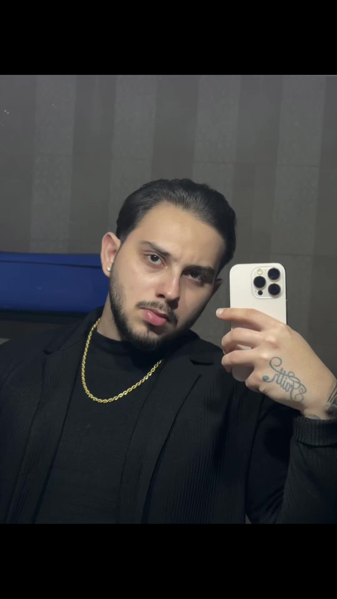 @𝐆 𝐌𝐀𝐑𝐈𝐎 🖤