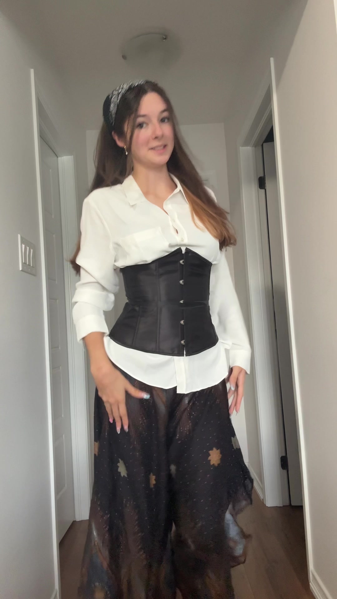 @EllaBloom