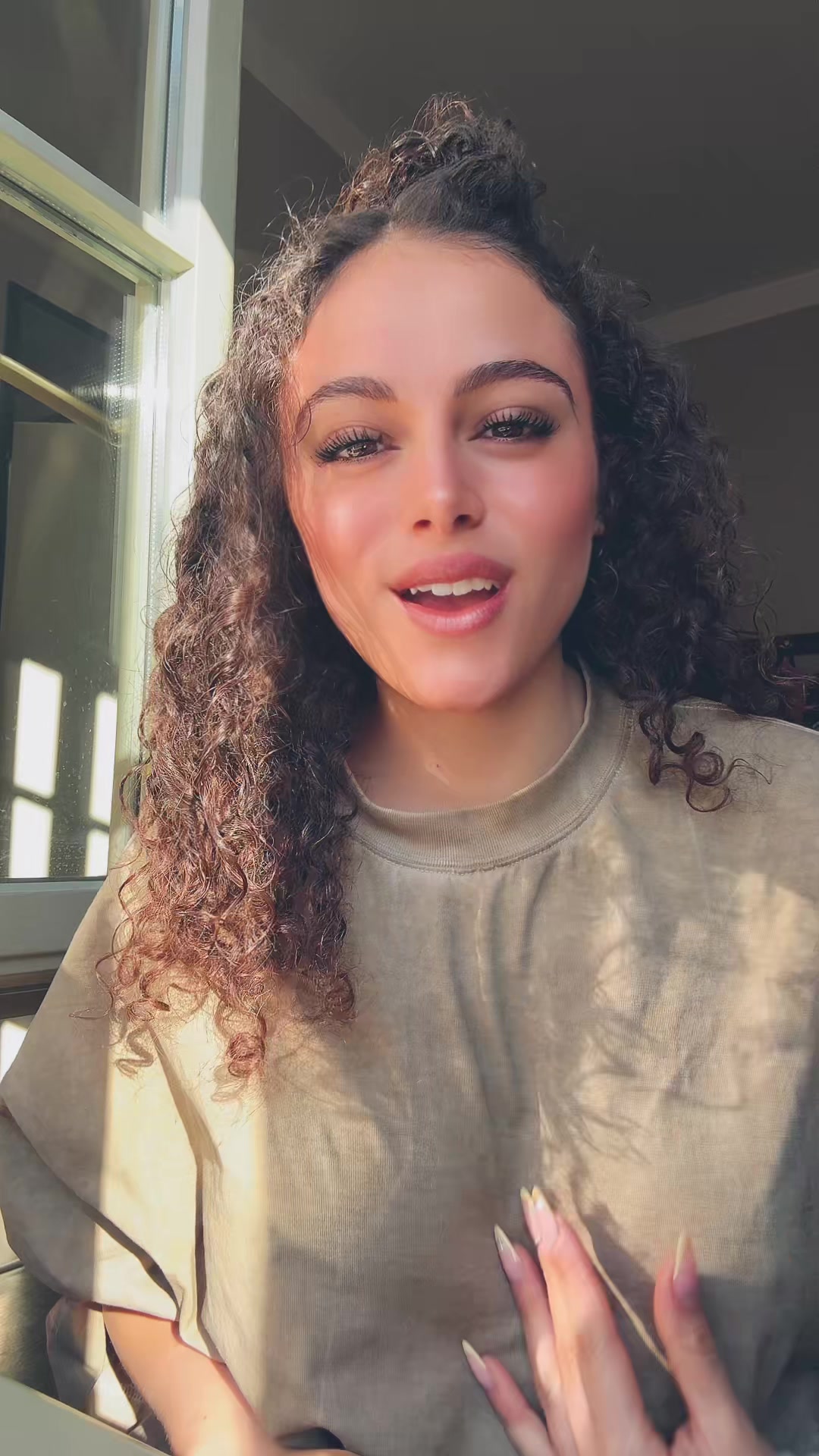 @𝑳