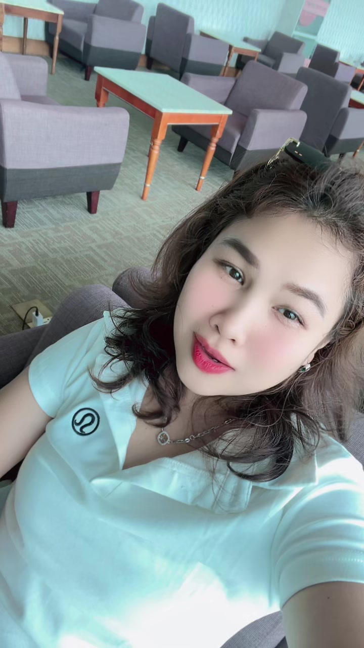 @Blossom phyu