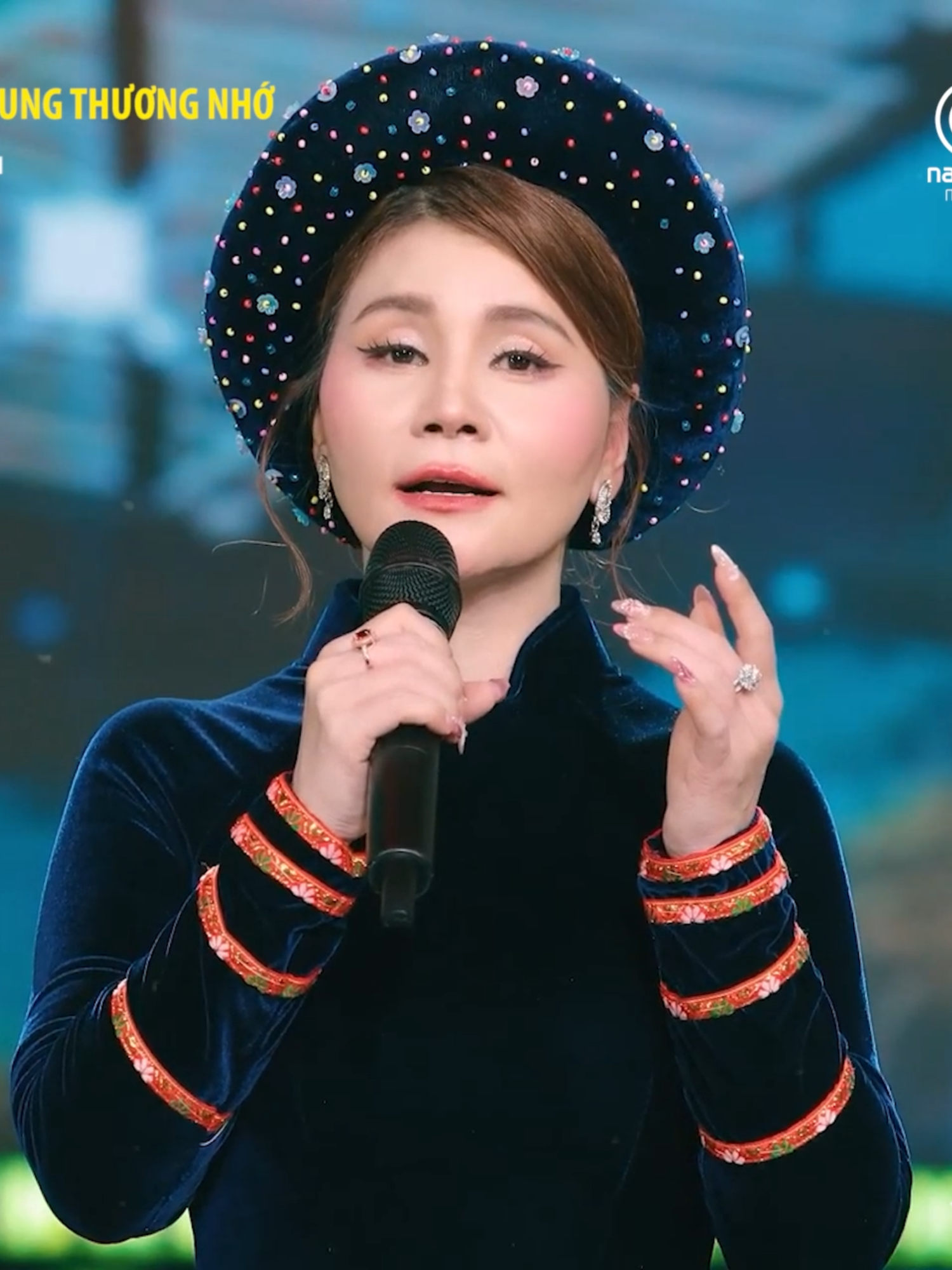 @Nam Việt Bolero
