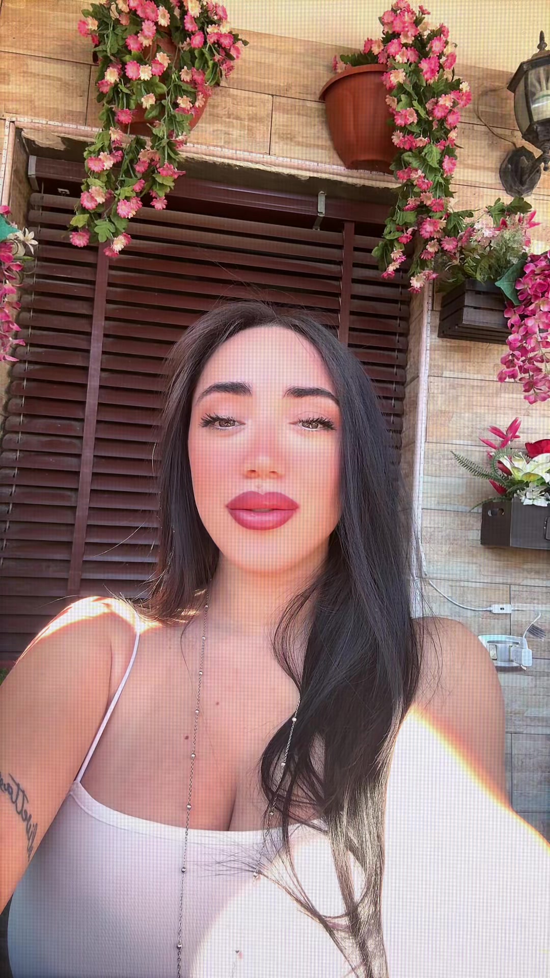 @𝓛𝓮𝓼𝓼𝔂🖤
