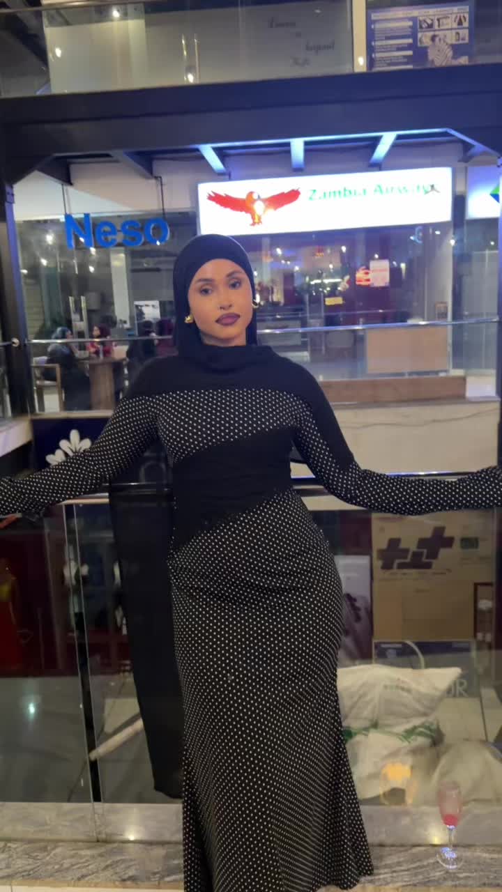 @ISHAAZIIZ