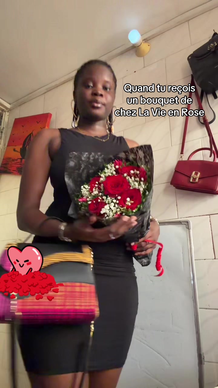 @La Vie en Rose225 💐