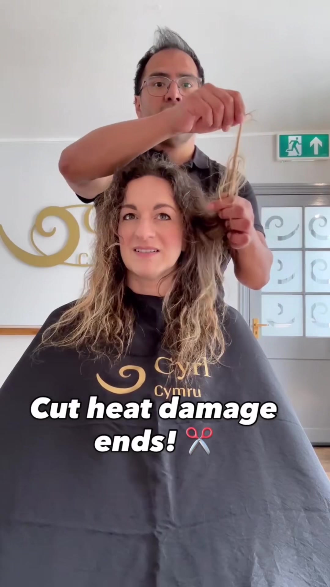@The Curl Cutter ✂️