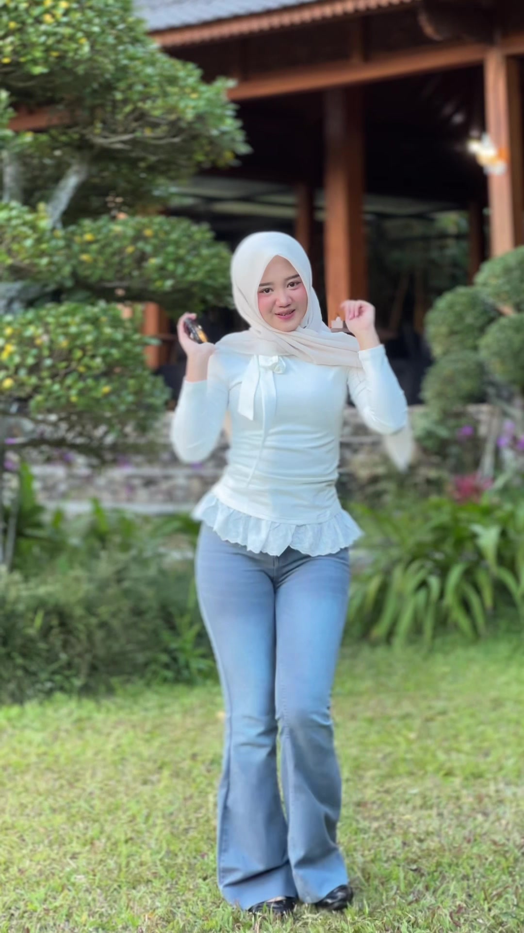@auniaaaa