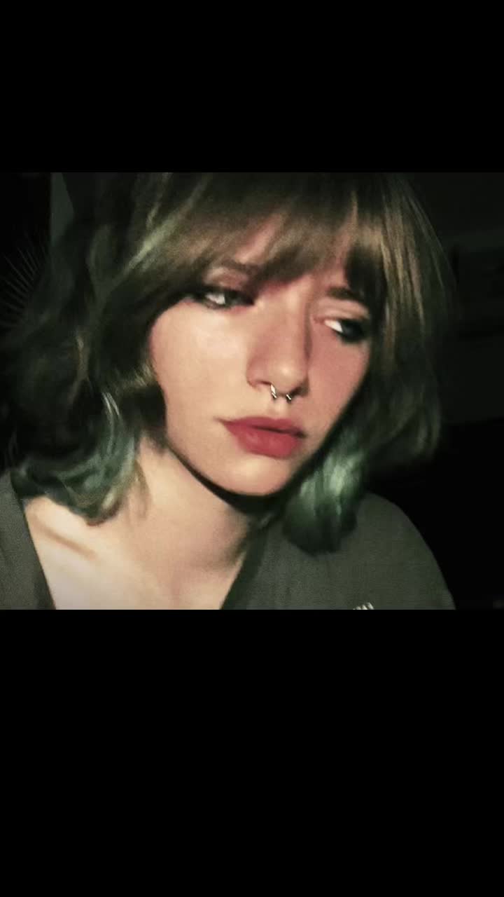 @T<3