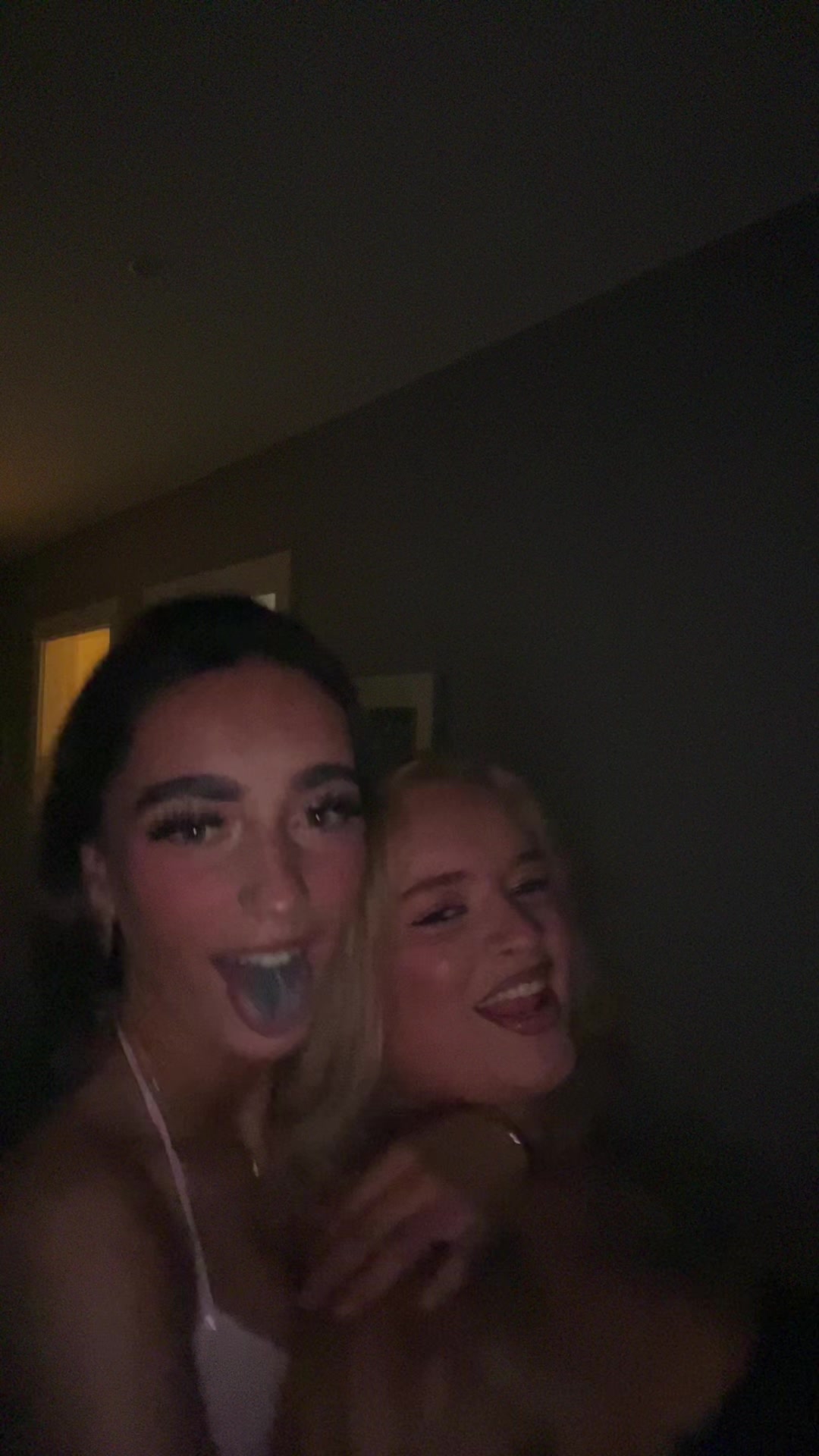 @️viv