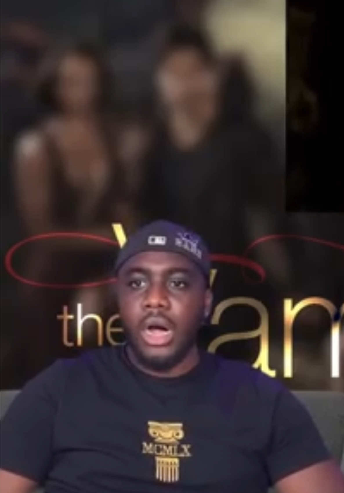 @Akinreacts