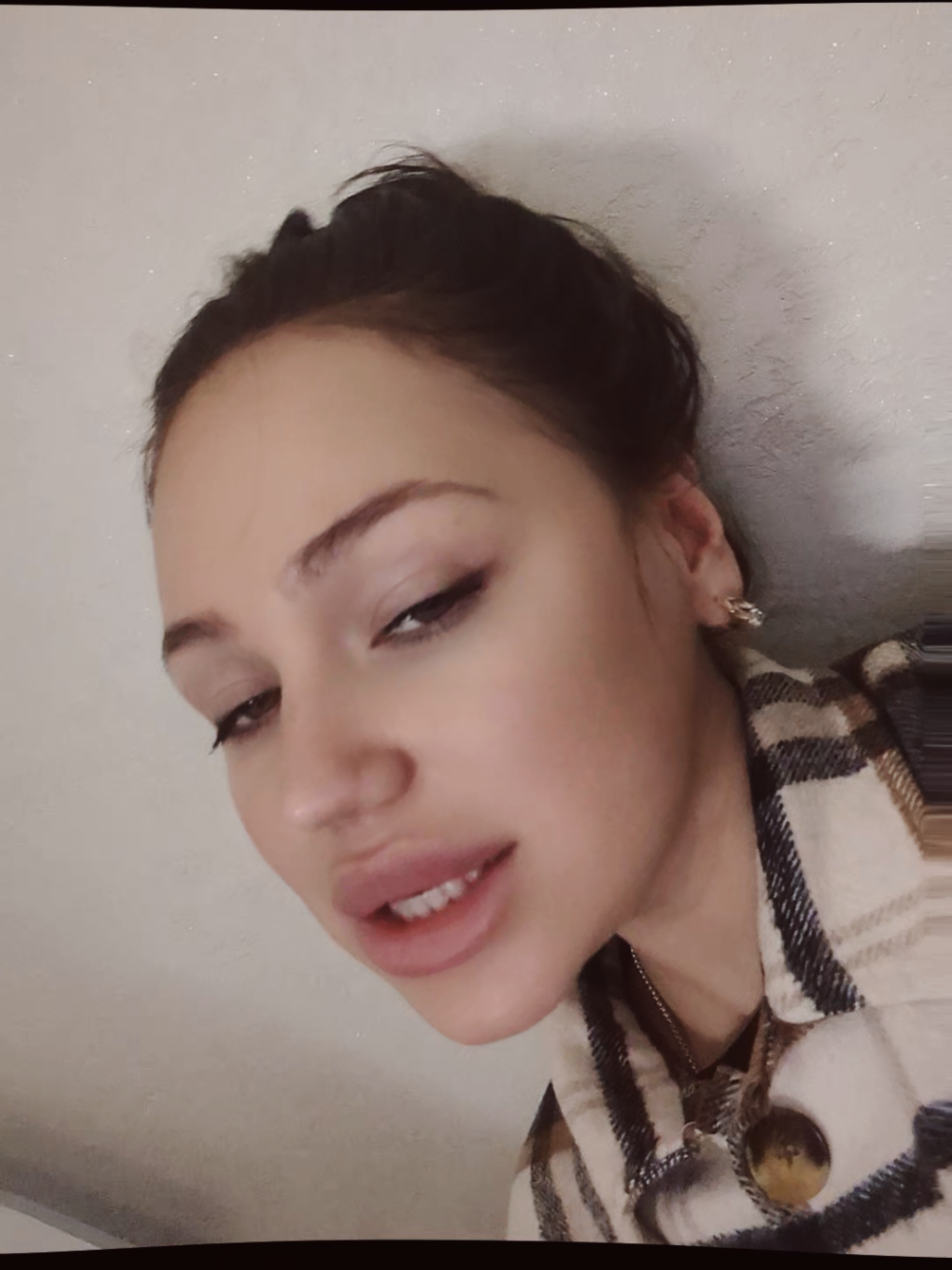 @Александра
