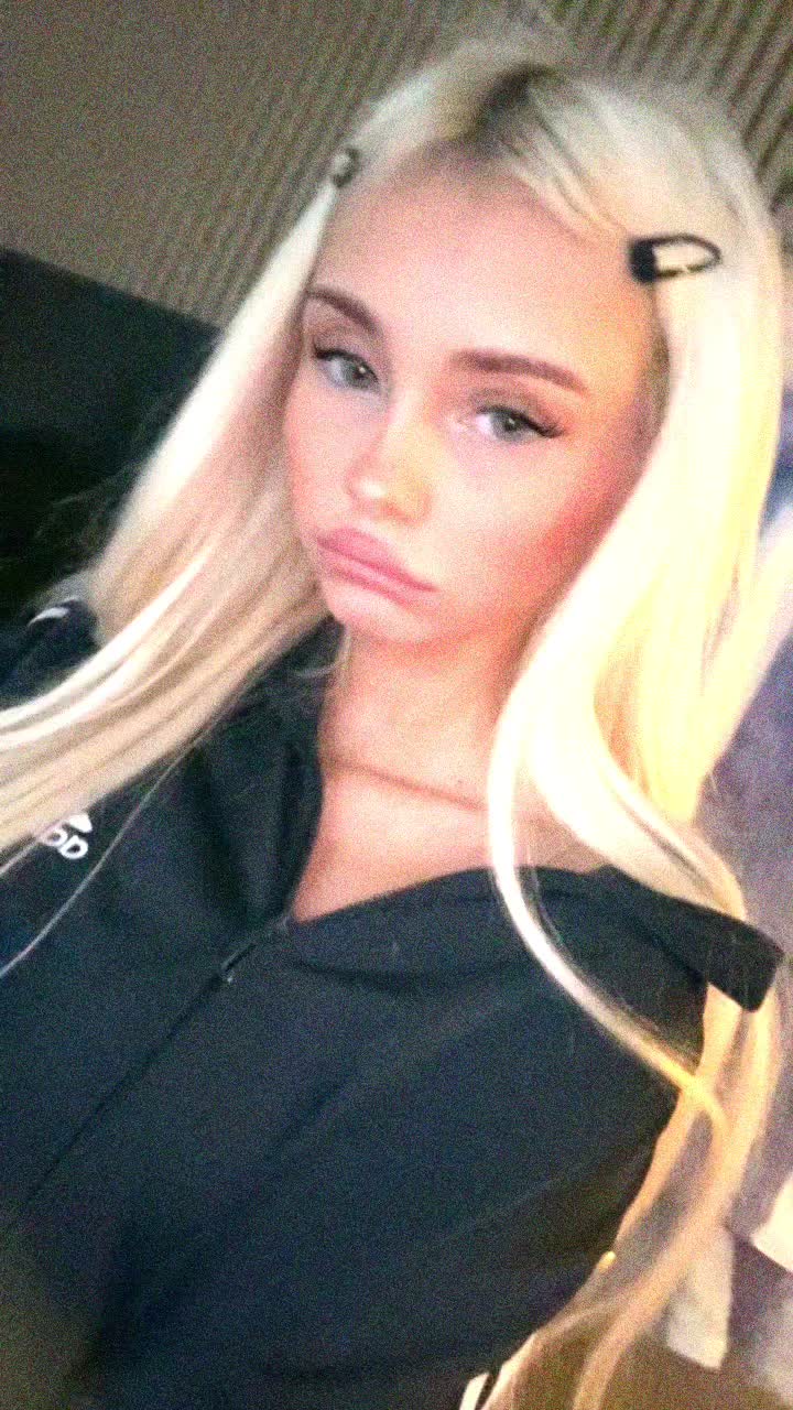 @👸🏼