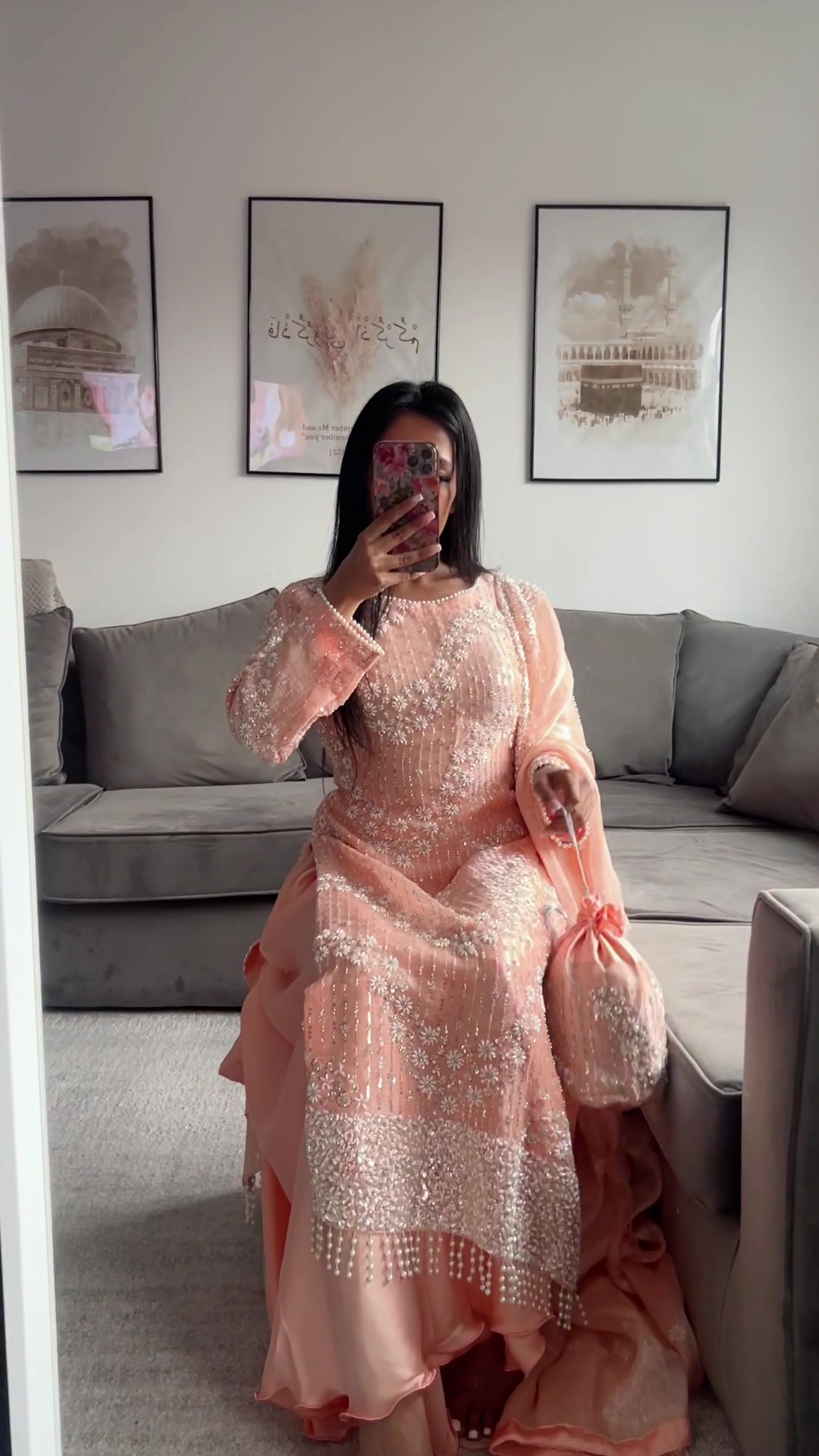 @PretByAziza