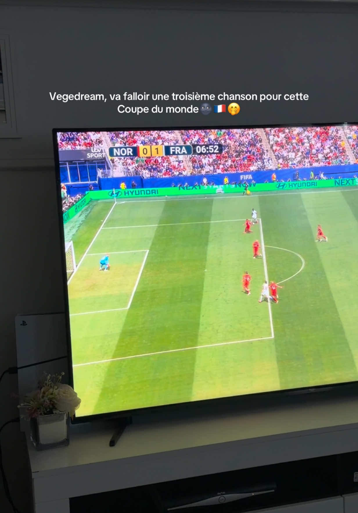 @Christelle A Mensah🤍